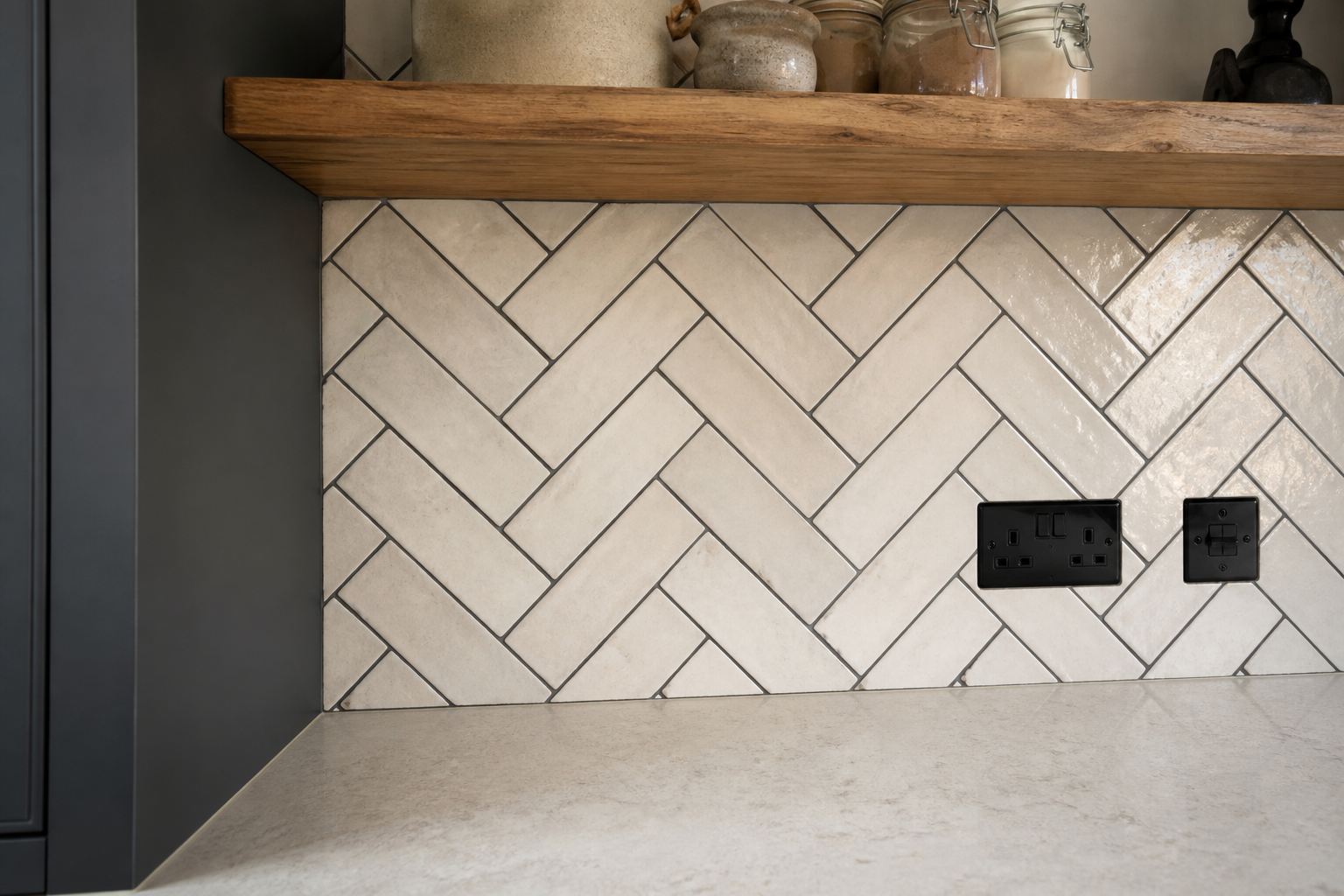 Herringbone splashback tile finish